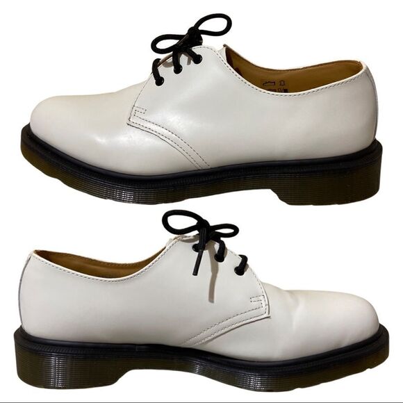 HTF Dr. Martens Unisex White Light Academia Smooth Leather Oxfords #10078 - Picture 6 of 8